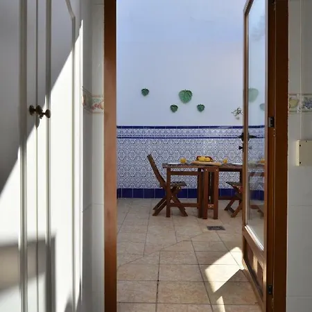 The Townhouse In Centre By Nras Nyaraló Denia